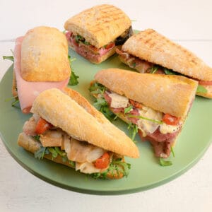 Mediterrane lunchplateau (€10,95 p.p.)