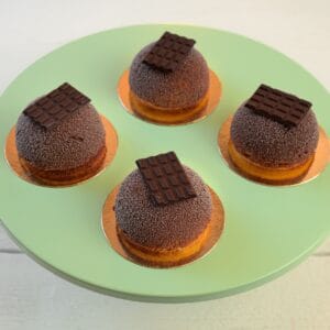 Vanille roomijs | donkere chocolade interieur | pure chocolade ganache